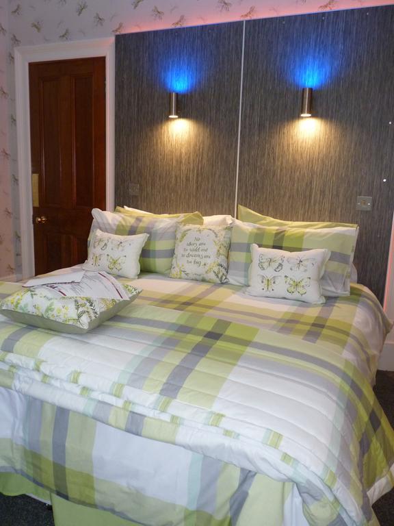Muirholm Bed And Breakfast Пейсли Номер фото